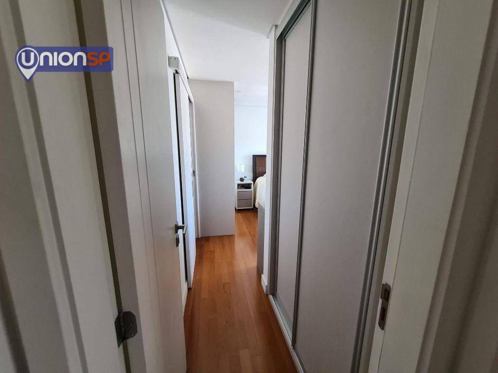 Apartamento à venda com 3 quartos, 134m² - Foto 8