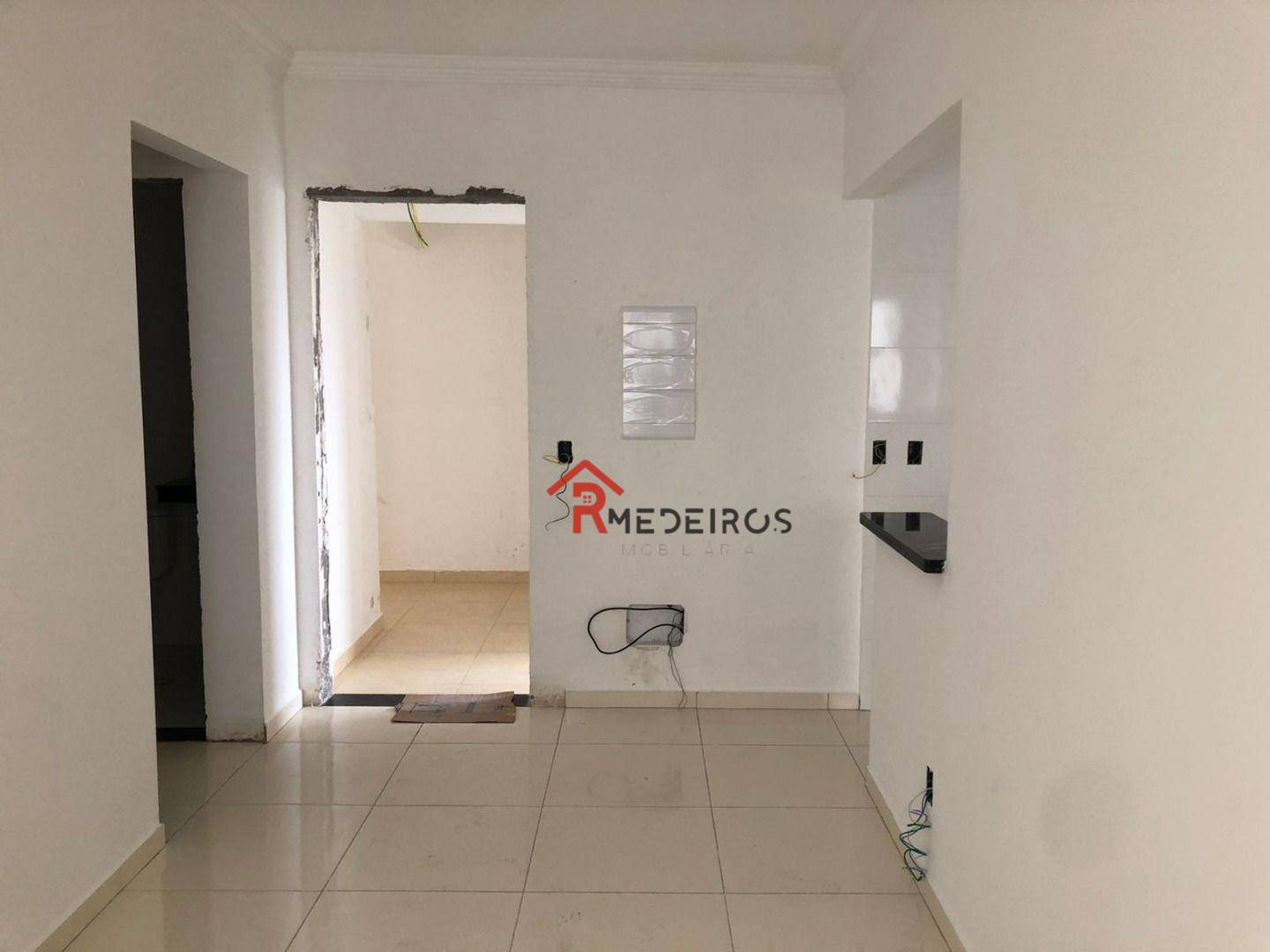 Apartamento à venda com 2 quartos, 63m² - Foto 3