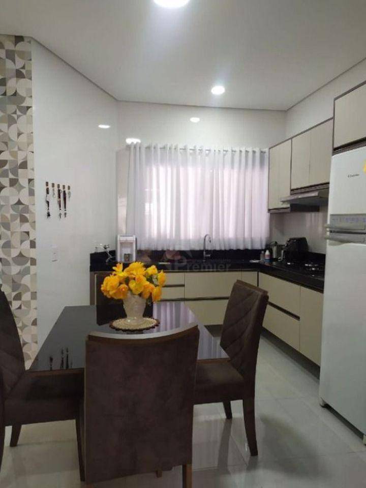 Casa à venda com 3 quartos, 135m² - Foto 10