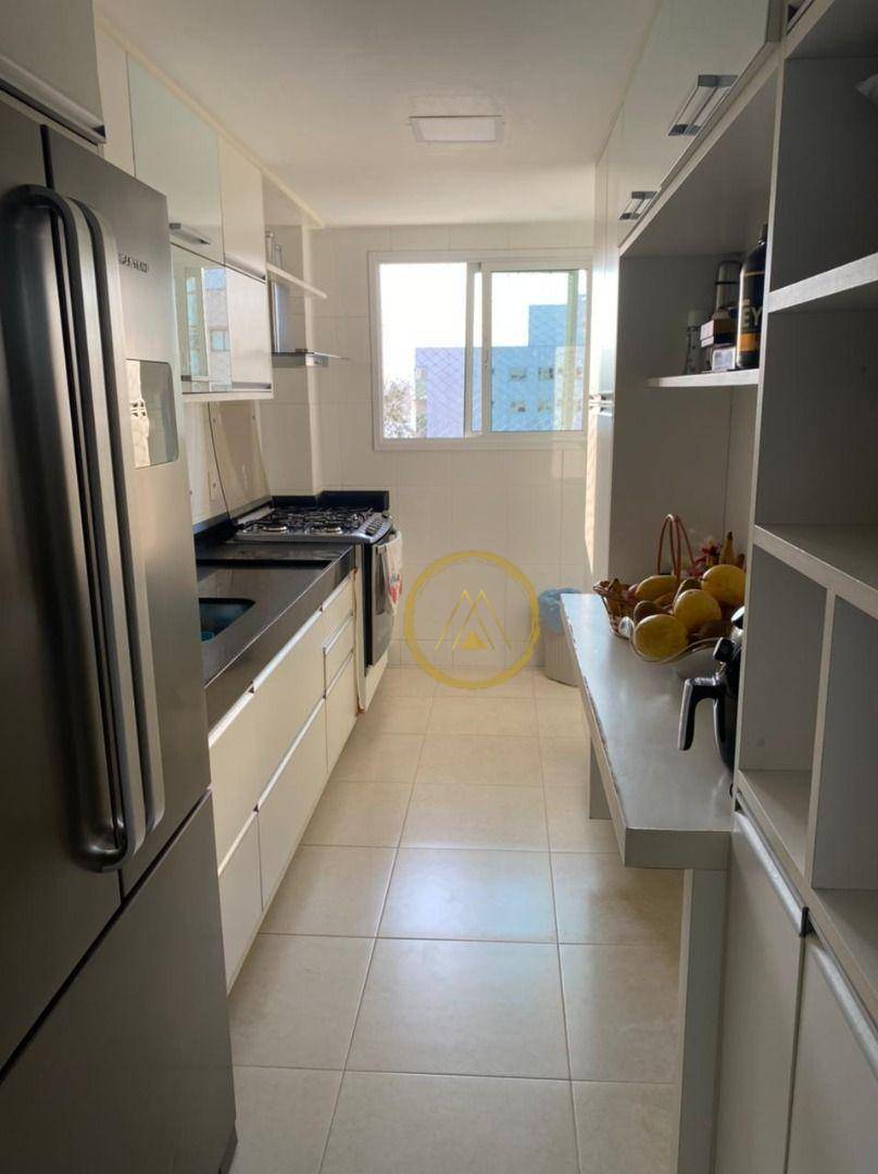 Apartamento à venda com 3 quartos, 195m² - Foto 11