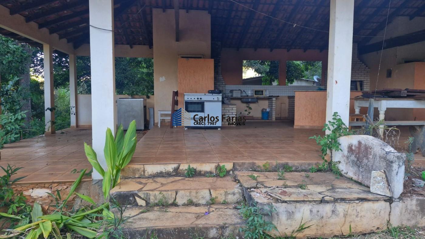 Chácara à venda com 3 quartos, 250m² - Foto 3