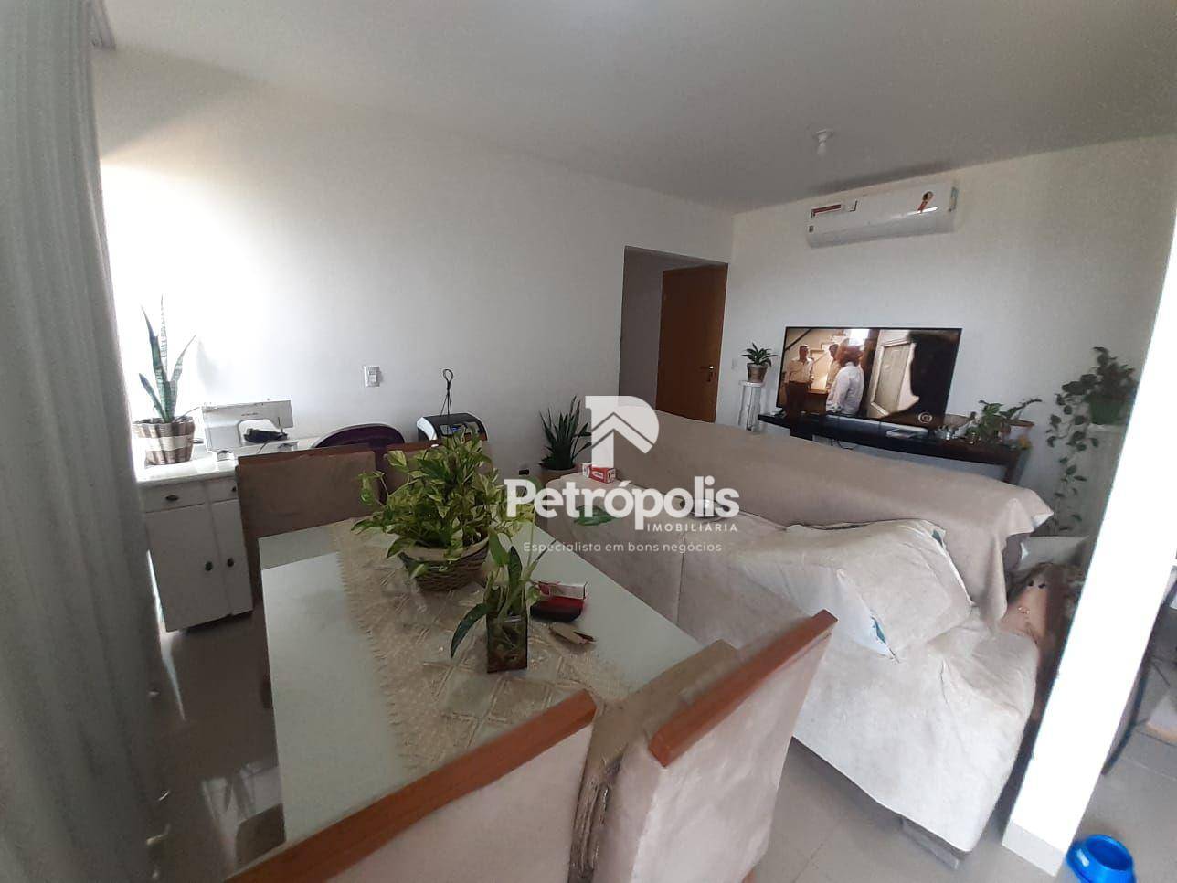 Apartamento à venda com 2 quartos, 74m² - Foto 5