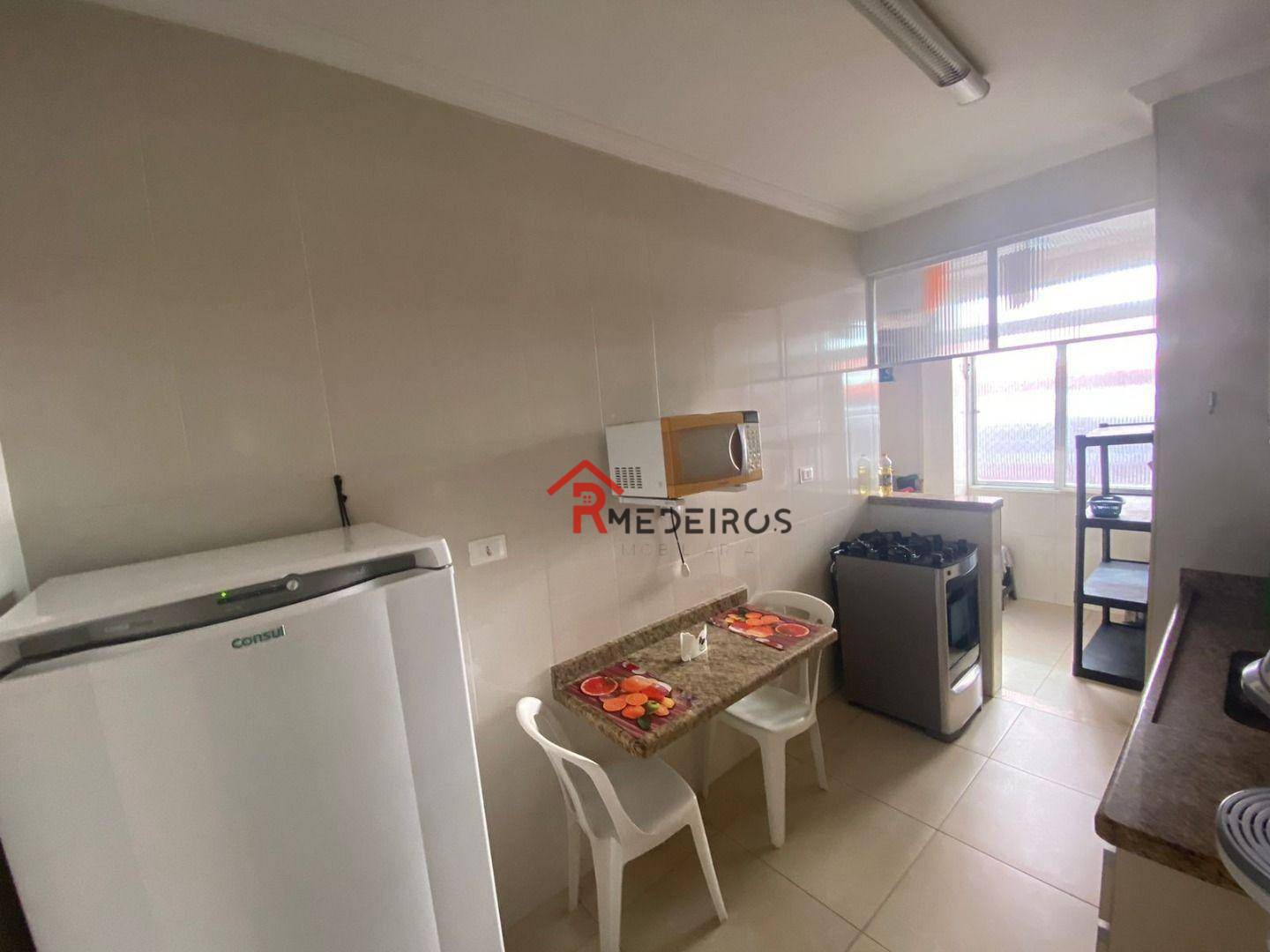 Apartamento à venda com 1 quarto, 60m² - Foto 6