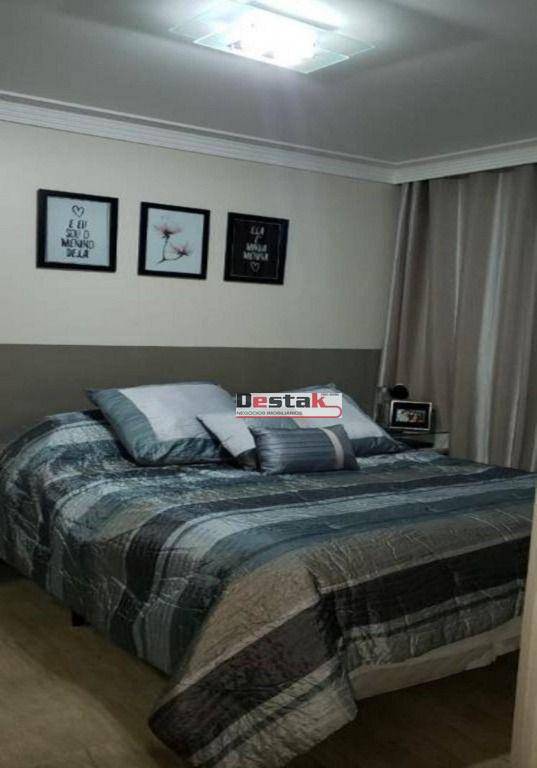 Apartamento à venda com 2 quartos, 64m² - Foto 28