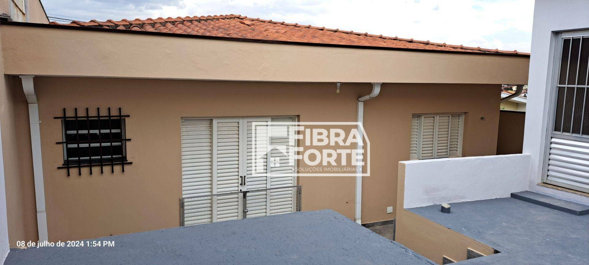 Casa à venda com 3 quartos, 220m² - Foto 8