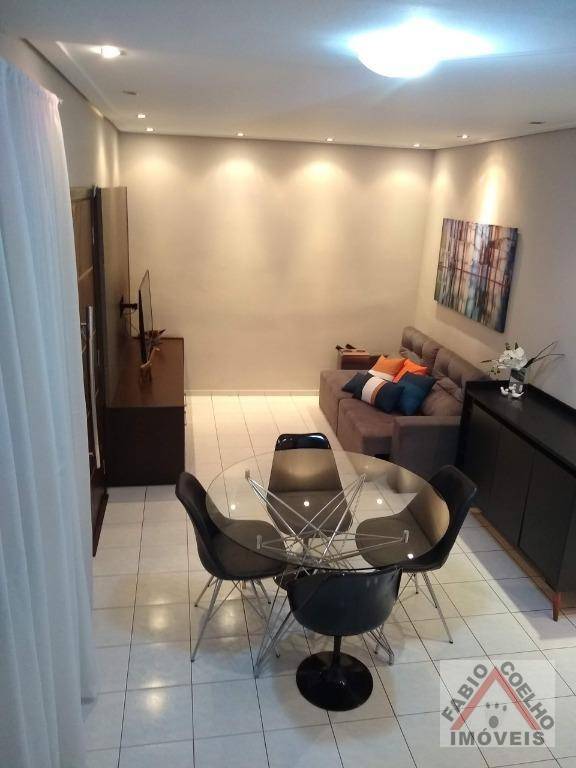 Casa à venda com 2 quartos, 115m² - Foto 2