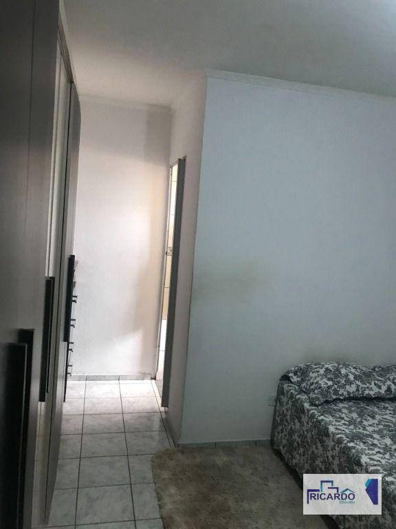 Sobrado à venda com 3 quartos, 236m² - Foto 11