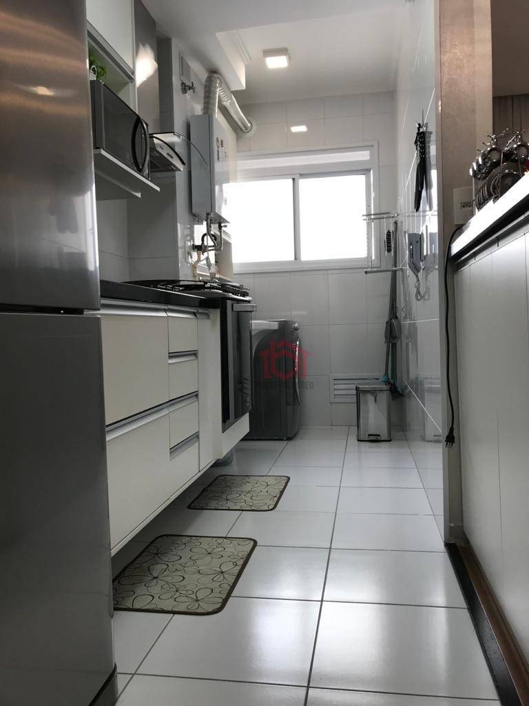 Apartamento à venda com 2 quartos, 68m² - Foto 7