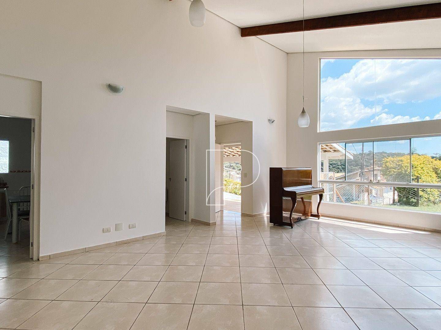 Casa de Condomínio para alugar com 4 quartos, 200m² - Foto 6