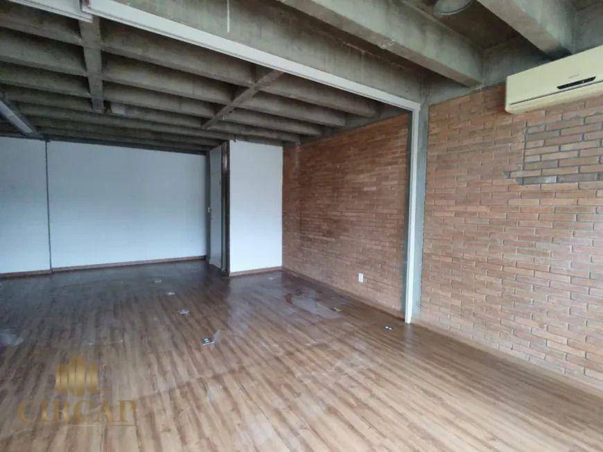 Casa para alugar com 9 quartos, 373m² - Foto 12