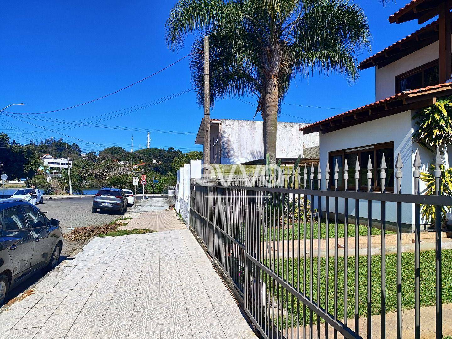 Casa, 3 quartos, 180 m² - Foto 2