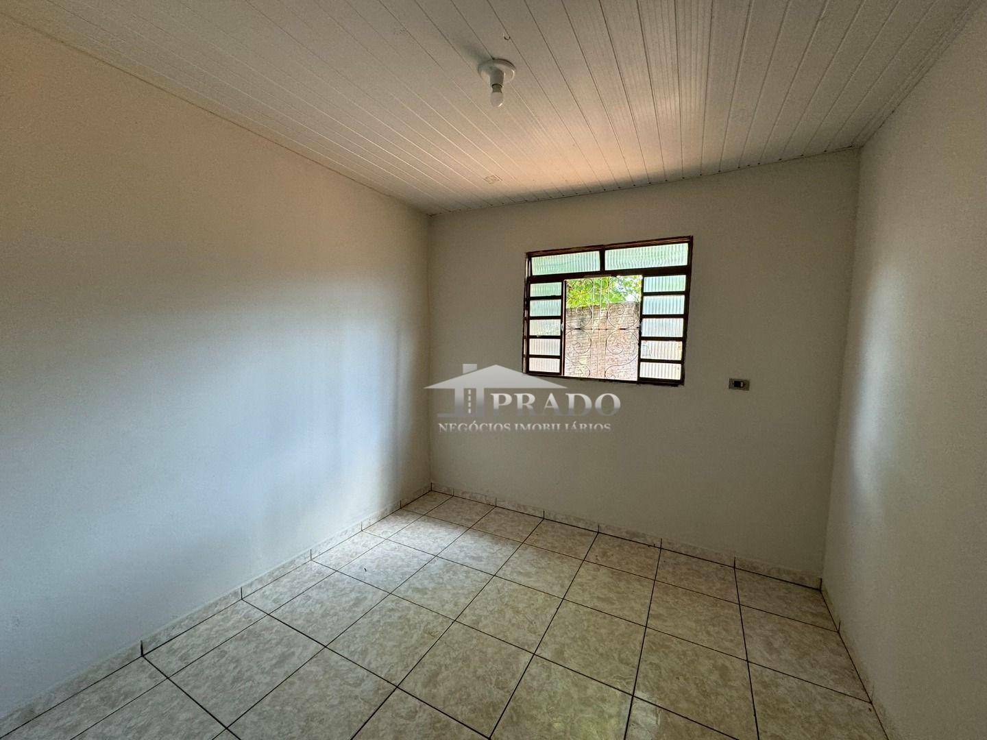 Casa à venda com 4 quartos, 200m² - Foto 14
