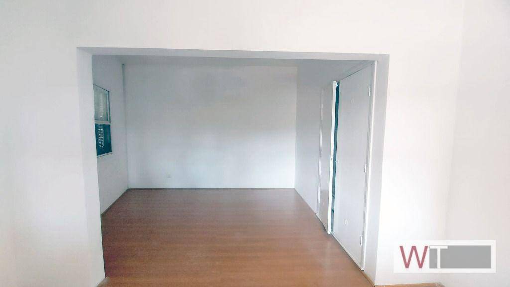 Casa para alugar com 3 quartos, 120m² - Foto 35