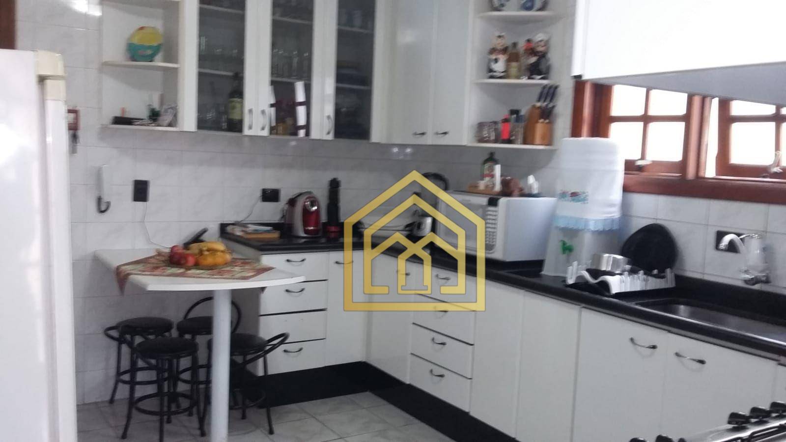 Sobrado à venda com 3 quartos, 220m² - Foto 22