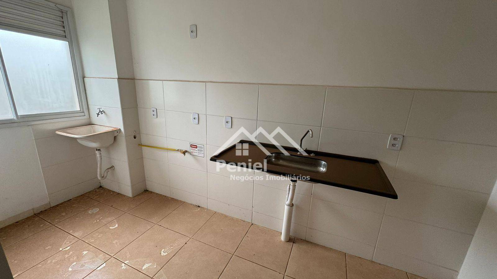 Apartamento à venda com 2 quartos, 43m² - Foto 3