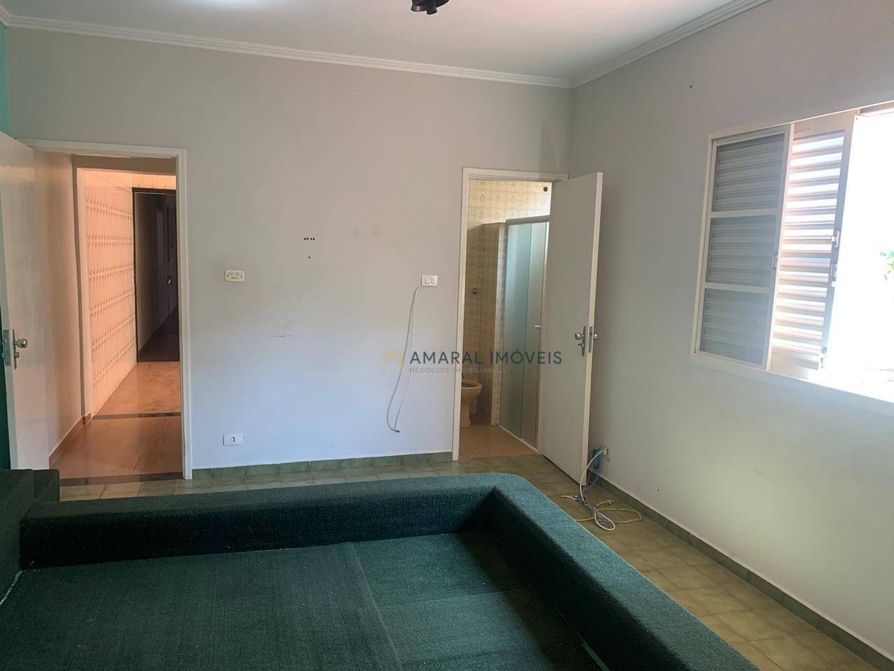 Casa à venda e aluguel com 4 quartos, 200m² - Foto 7