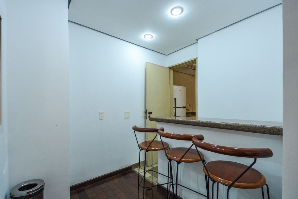 Apartamento à venda com 2 quartos, 73m² - Foto 35