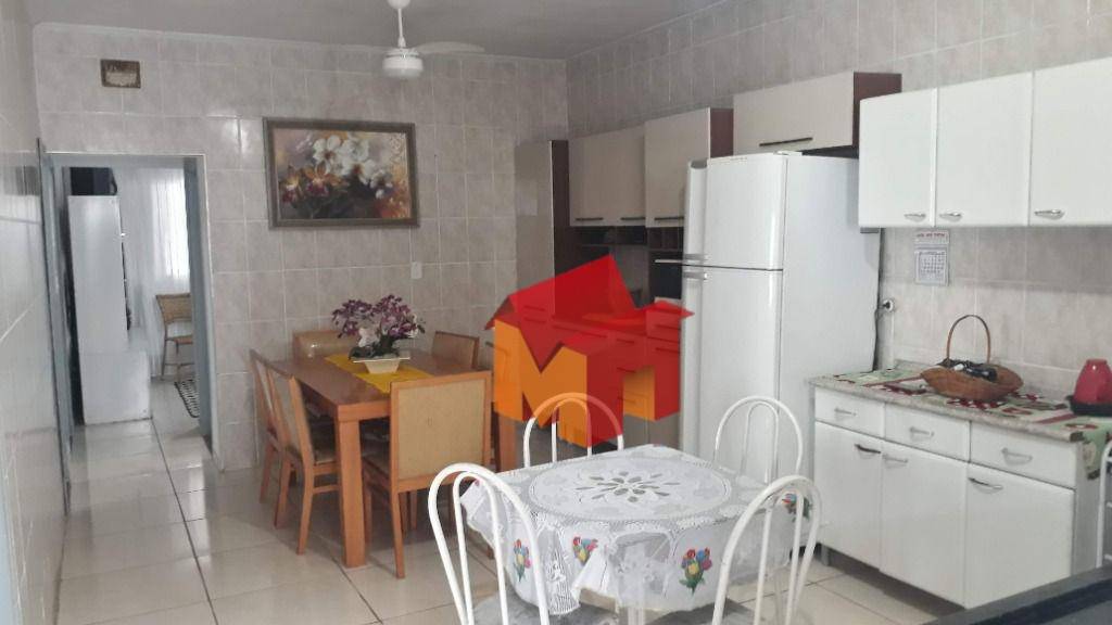 Casa à venda com 4 quartos, 178m² - Foto 12