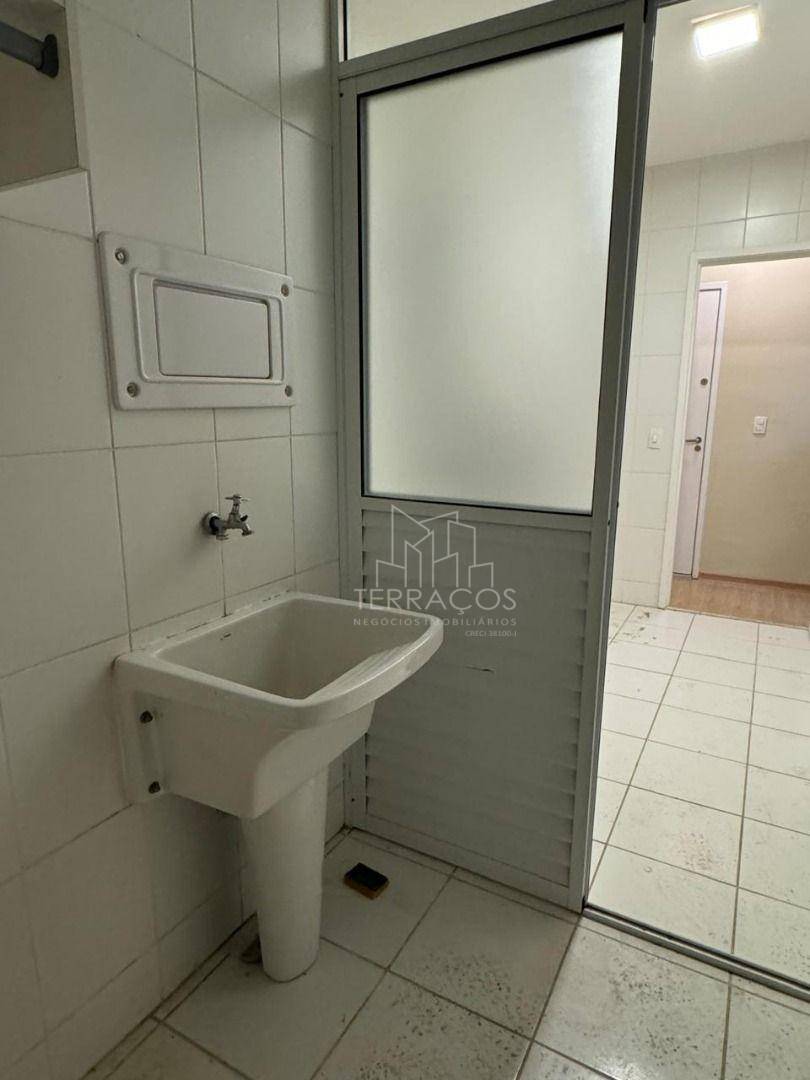 Apartamento para alugar com 3 quartos, 71m² - Foto 10