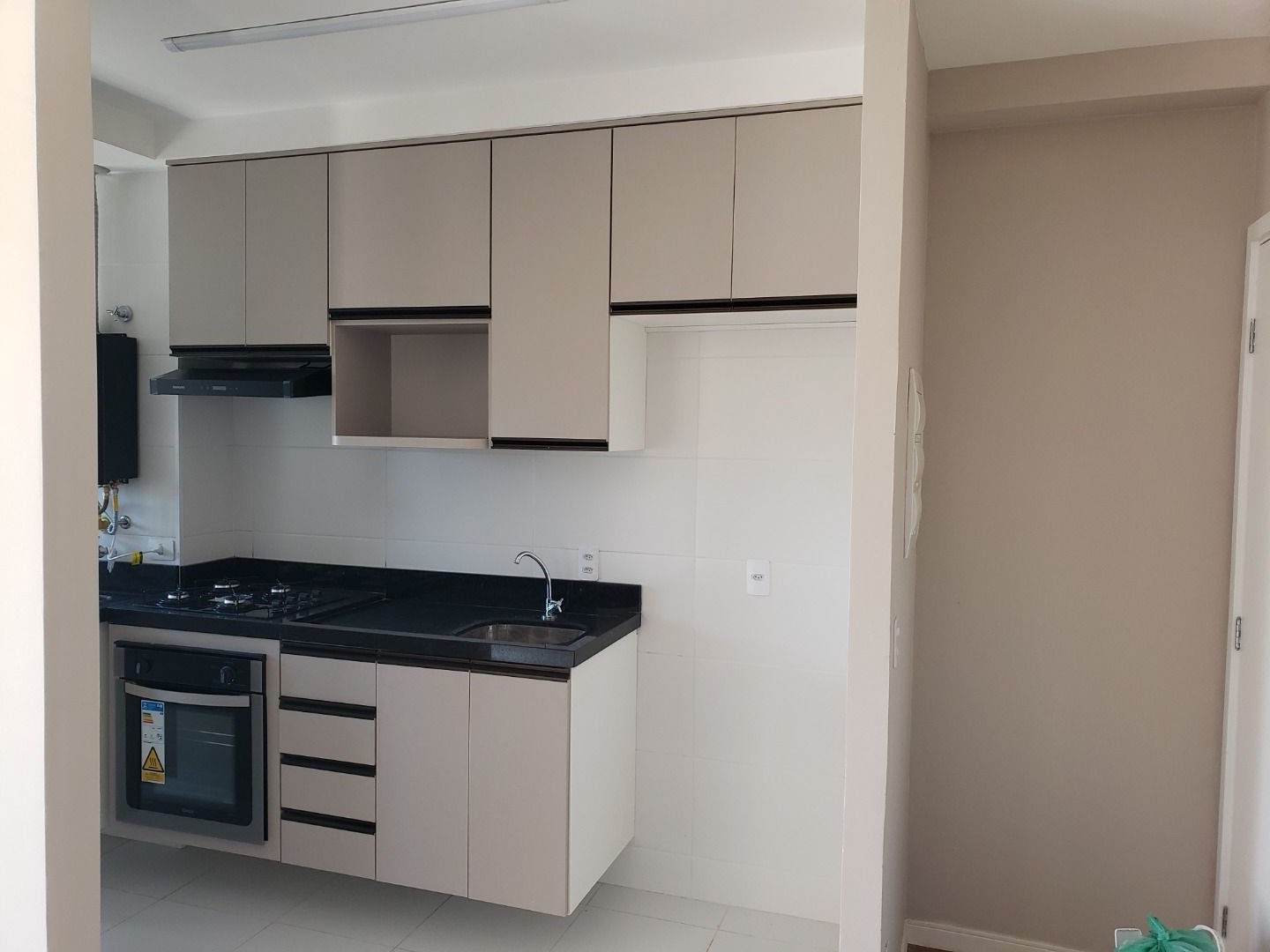 Apartamento para alugar com 2 quartos, 111m² - Foto 7