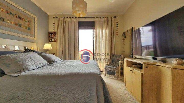 Apartamento à venda com 4 quartos, 195m² - Foto 5