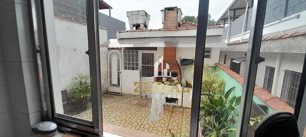 Casa à venda com 4 quartos, 250m² - Foto 33