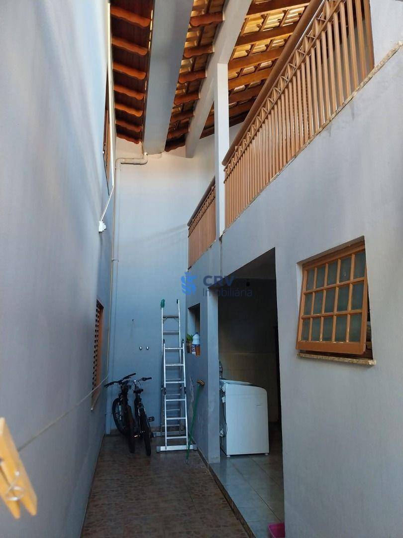 Sobrado à venda com 5 quartos, 250m² - Foto 30