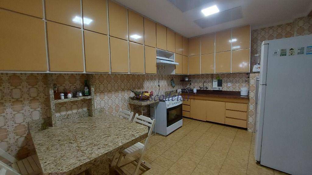 Sobrado à venda com 3 quartos, 380m² - Foto 24