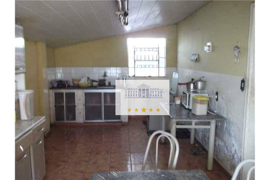 Casa à venda com 3 quartos, 160m² - Foto 2