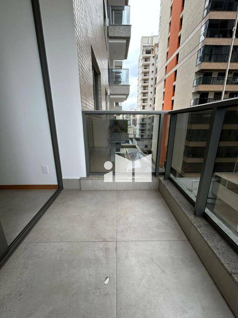 Apartamento à venda com 2 quartos, 65m² - Foto 6