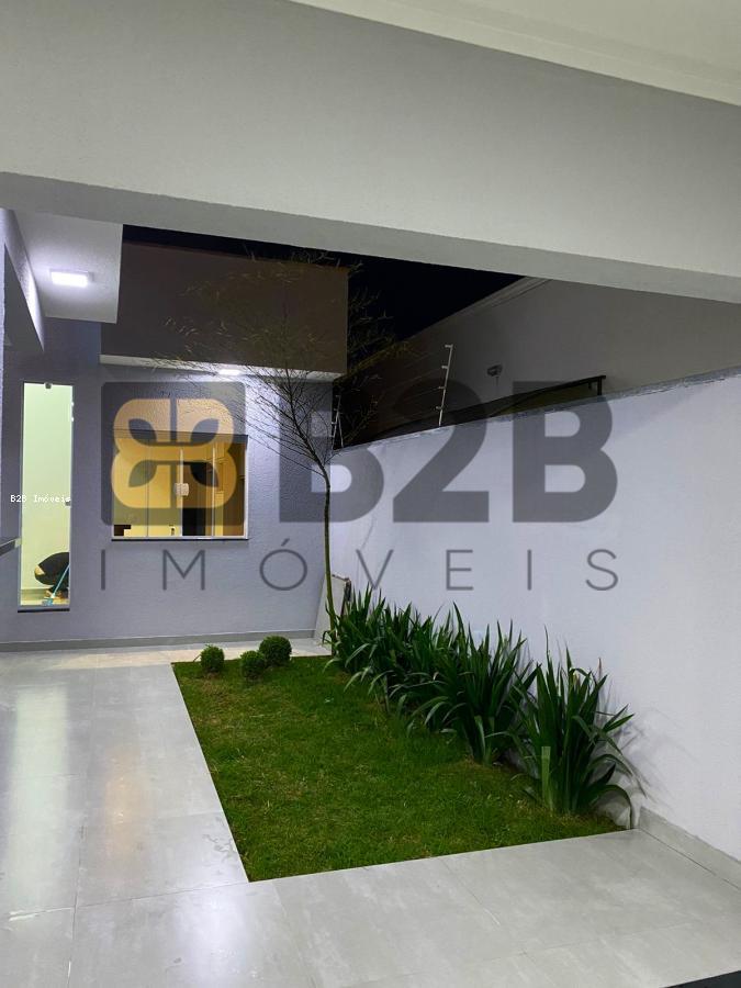 Casa à venda com 3 quartos, 181m² - Foto 3