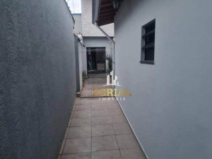 Casa à venda com 2 quartos, 210m² - Foto 4