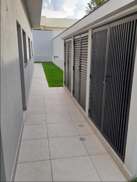 Casa de Condomínio à venda com 3 quartos, 376m² - Foto 3