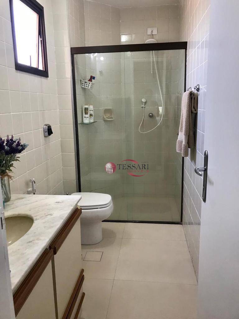 Apartamento à venda com 3 quartos, 130m² - Foto 4