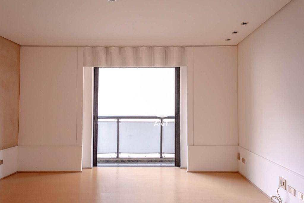 Apartamento para alugar com 4 quartos, 245m² - Foto 26