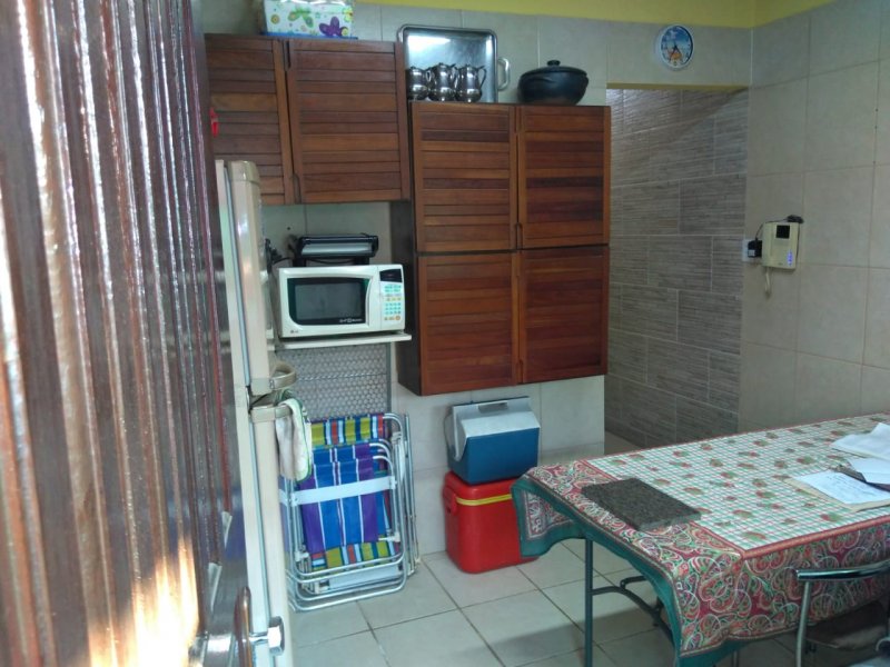 Casa à venda com 2 quartos, 65m² - Foto 17