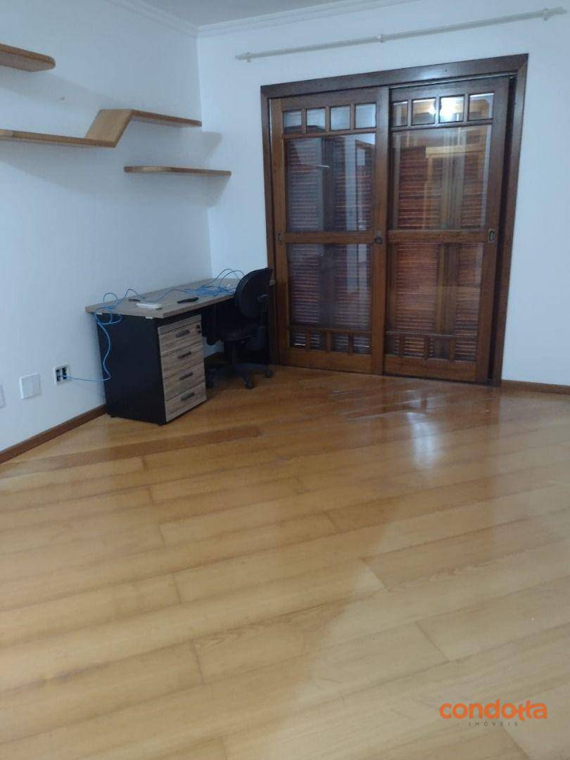 Casa para alugar com 3 quartos, 200m² - Foto 19