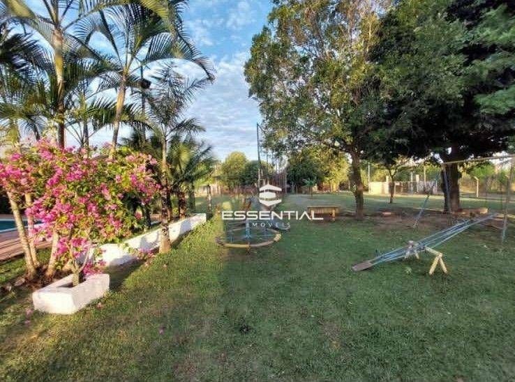 Chácara à venda com 2 quartos, 220m² - Foto 6