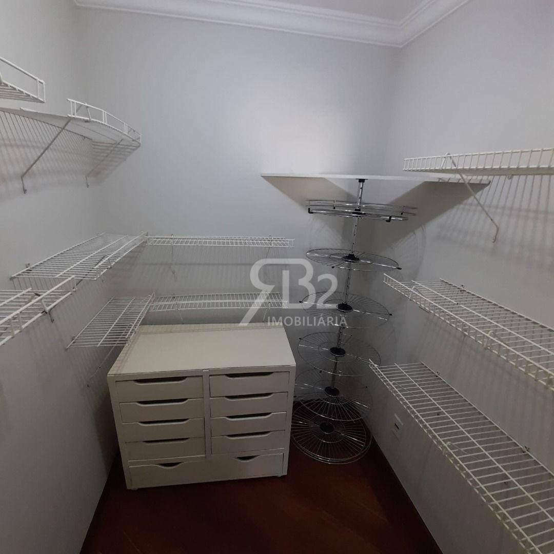 Apartamento à venda com 4 quartos, 150m² - Foto 17