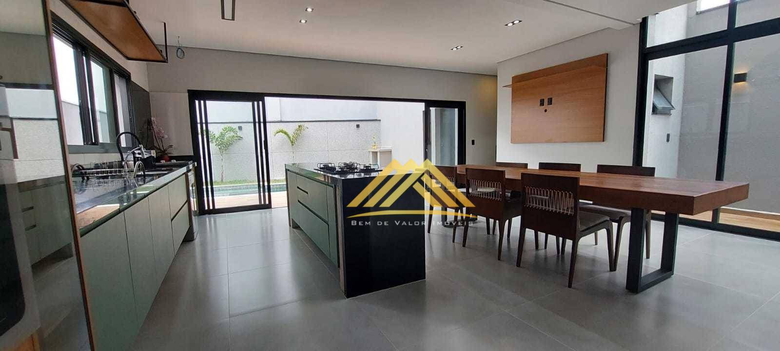 Casa à venda com 4 quartos, 290m² - Foto 10