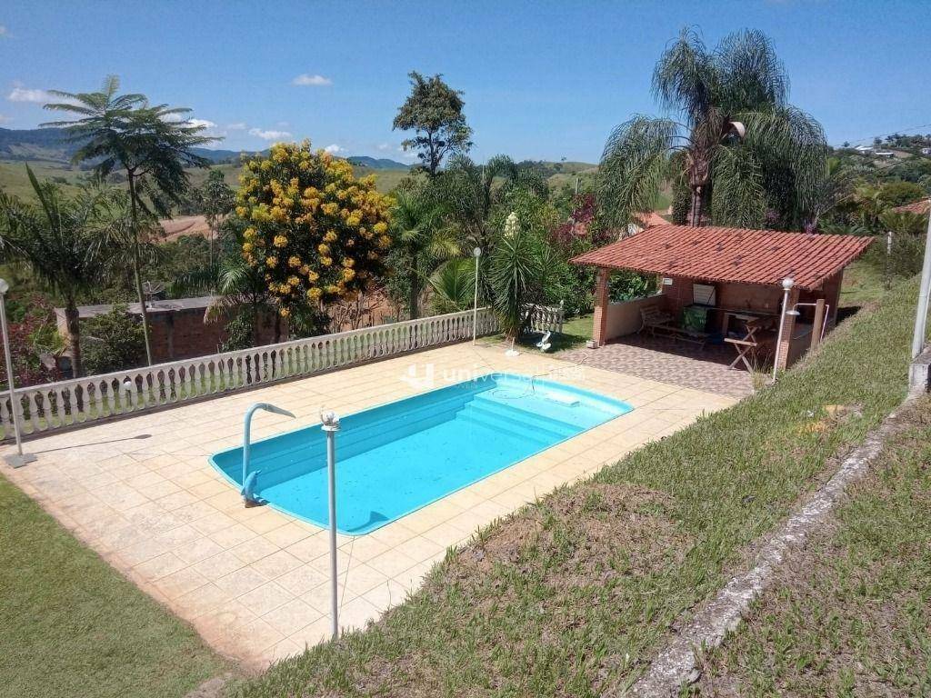 Chácara à venda com 3 quartos, 3000M2 - Foto 1