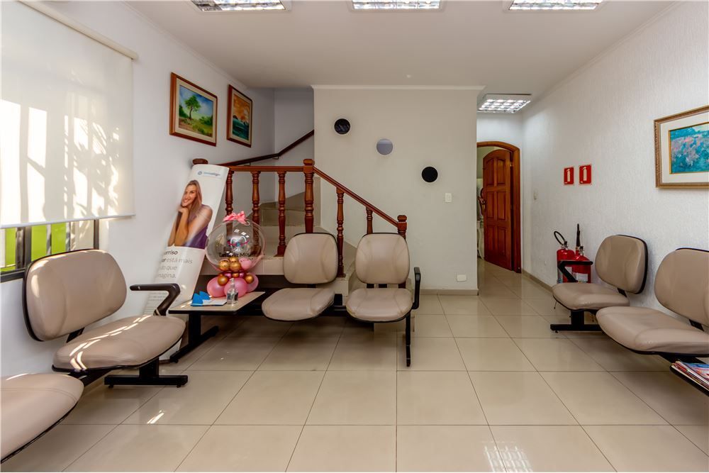 Casa de Condomínio à venda com 5 quartos, 185m² - Foto 18