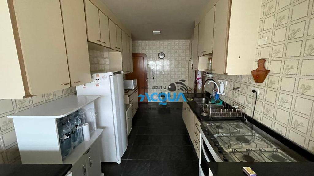 Apartamento à venda com 3 quartos, 130m² - Foto 3