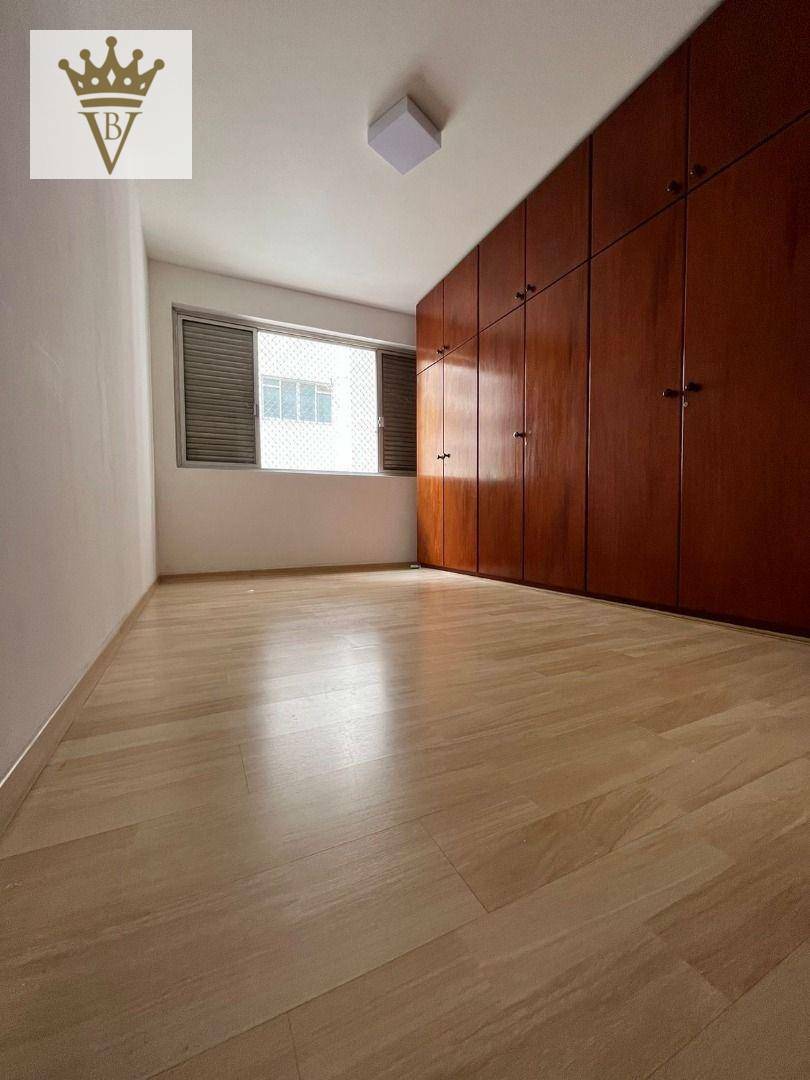 Apartamento à venda com 3 quartos, 200m² - Foto 19