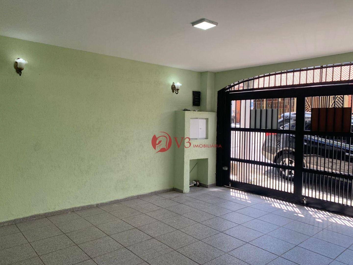 Sobrado à venda e aluguel com 3 quartos, 250m² - Foto 14