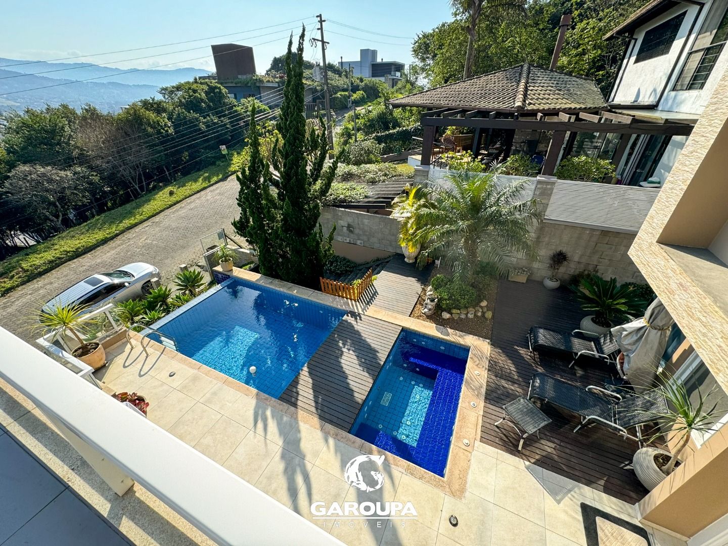 Casa à venda com 5 quartos, 300m² - Foto 18