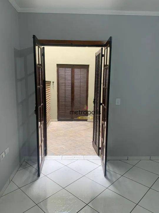 Sobrado para alugar com 4 quartos, 212m² - Foto 8