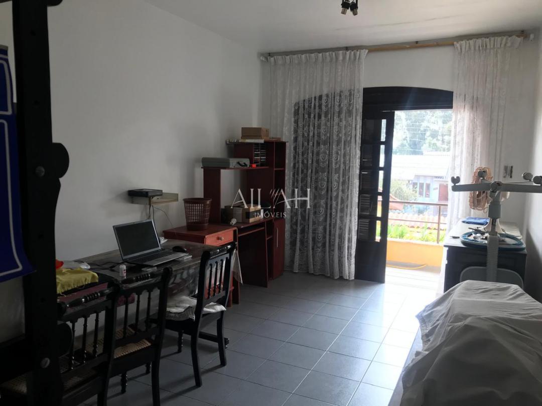 Casa à venda com 3 quartos, 360m² - Foto 19