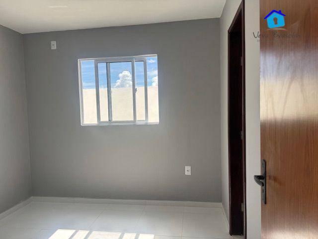 Casa à venda com 2 quartos, 60m² - Foto 13