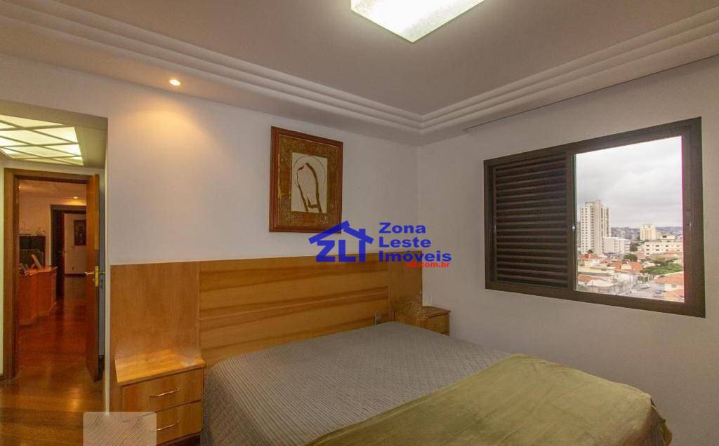 Apartamento à venda com 4 quartos, 177m² - Foto 5